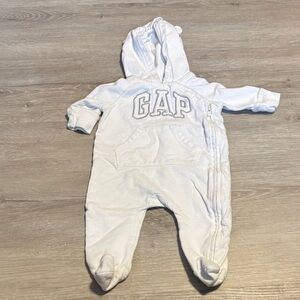 GAP Infant Hooded Jumpsuit in Light Gray